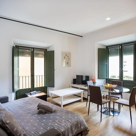 Apartament Al Cor Del Barri Vell De Жерона Екстер'єр фото